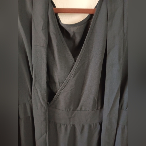 3/10 NEW Black Wrap Around Midi Dress Flutter Sleeves Tie Belt SHEIN - Picture 3 of 10